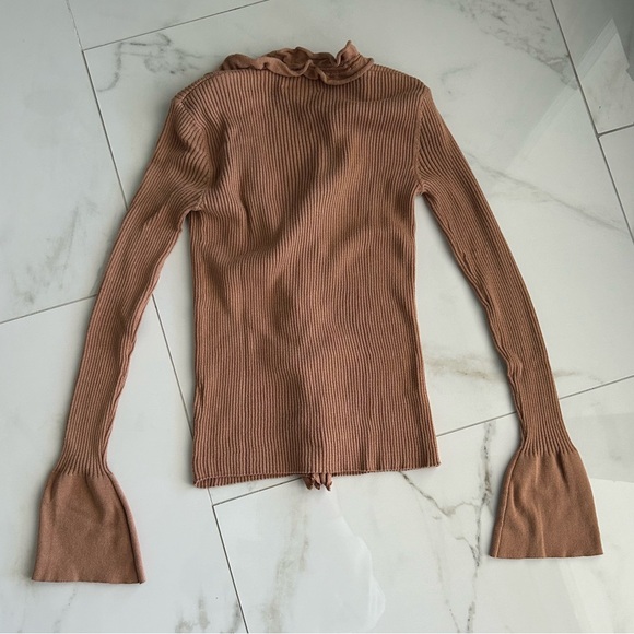 Rouje Gegene Sweater - Picture 2 of 6